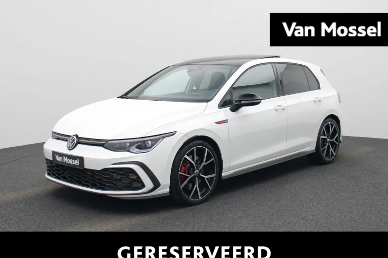Volkswagen Golf (2023)