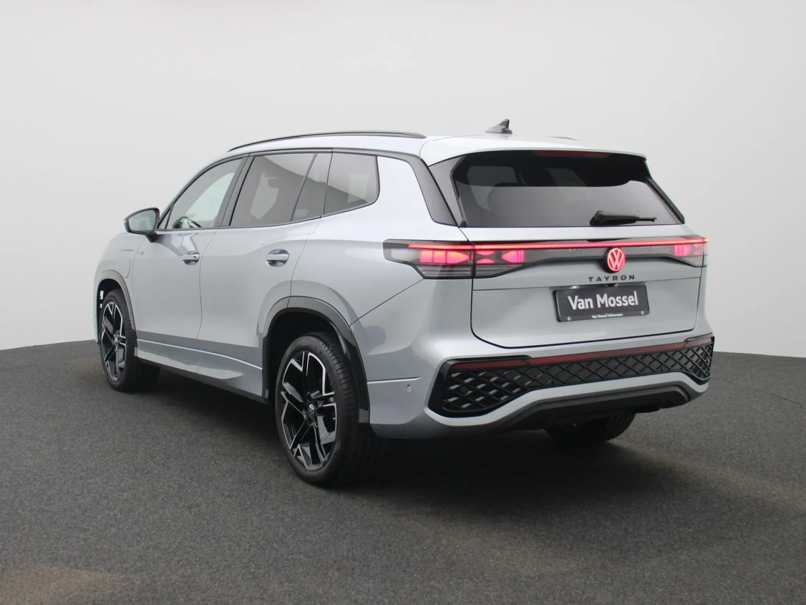 Volkswagen Tayron (2025) — foto 1