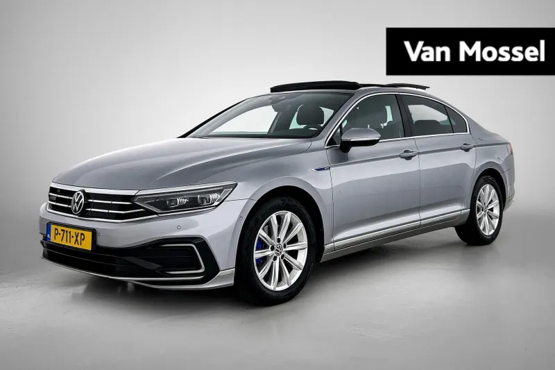 Volkswagen Passat (2022)
