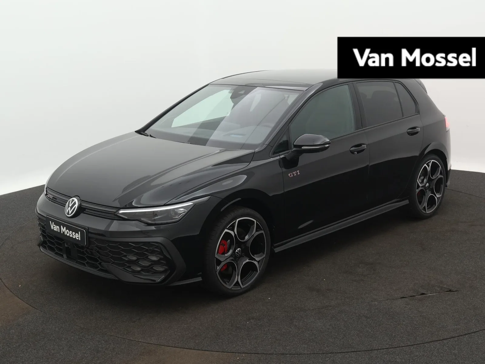 Volkswagen Golf (2025) — foto 1