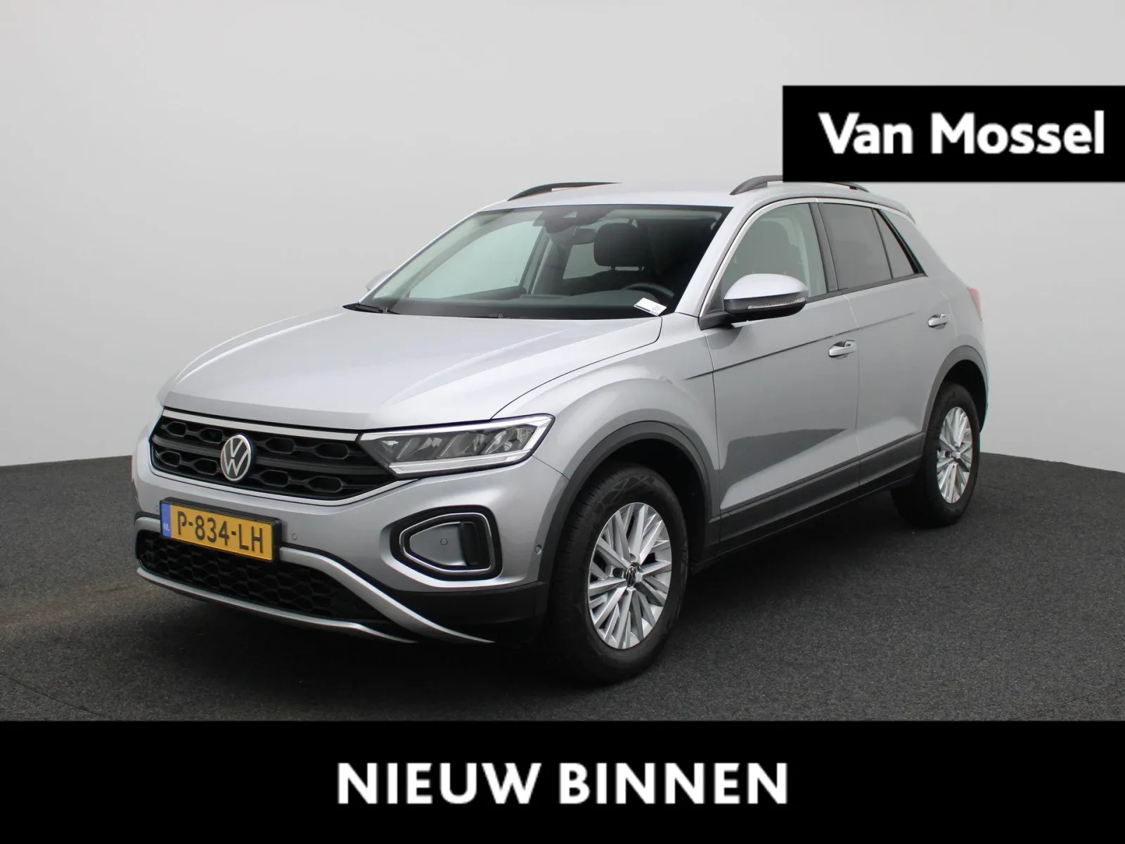 Volkswagen T-Roc (2022) — foto 1