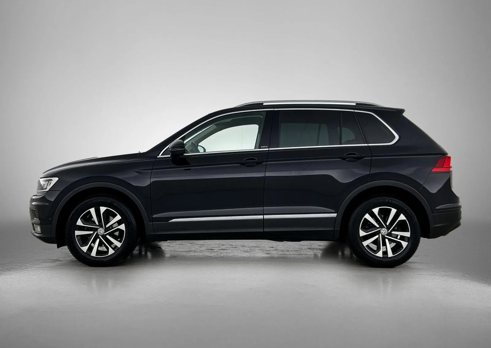 Volkswagen Tiguan (2019) — foto 1