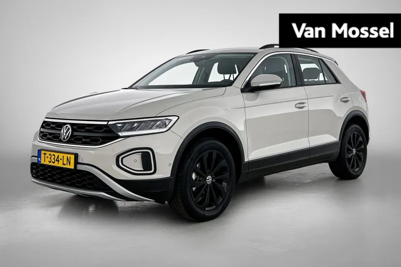 Volkswagen T-Roc (2023)
