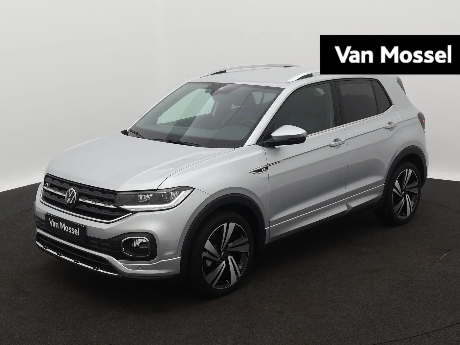 Volkswagen T-Cross (2023) — foto 1