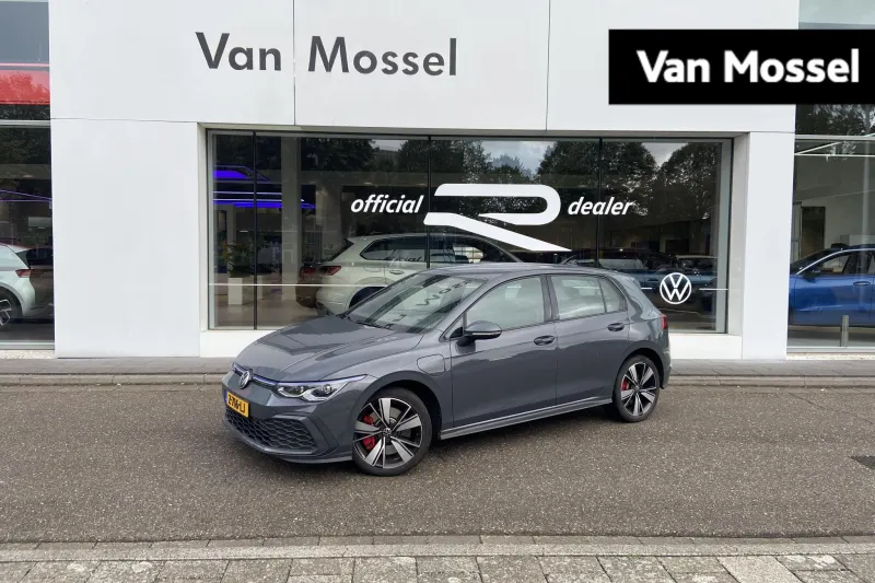 Volkswagen Golf (2022)