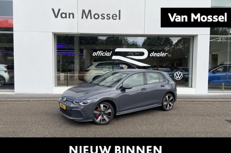 Volkswagen Golf (2022)