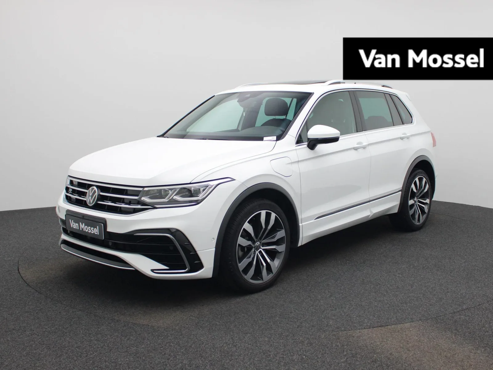Volkswagen Tiguan (2021) — foto 1