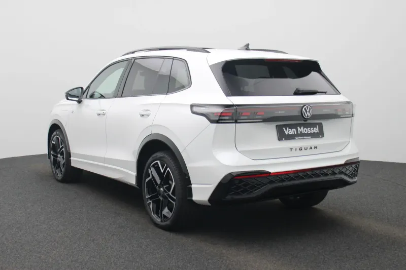 Volkswagen Tiguan (2025)