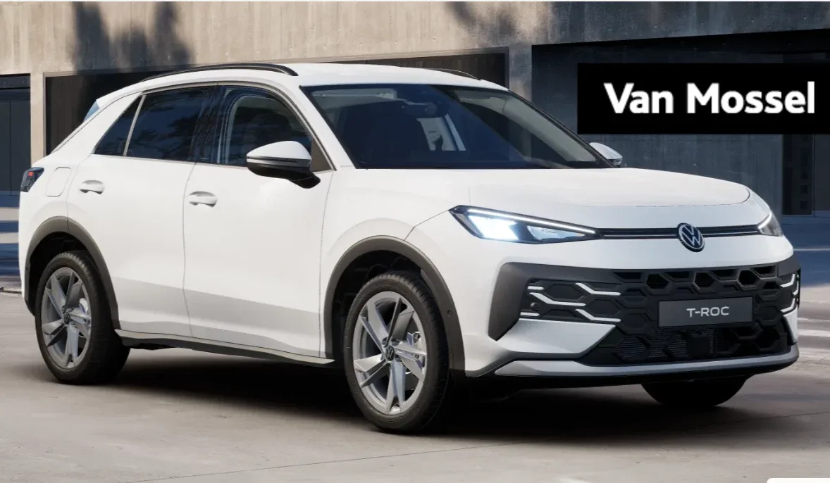 Volkswagen T-Roc (2025) — foto 1