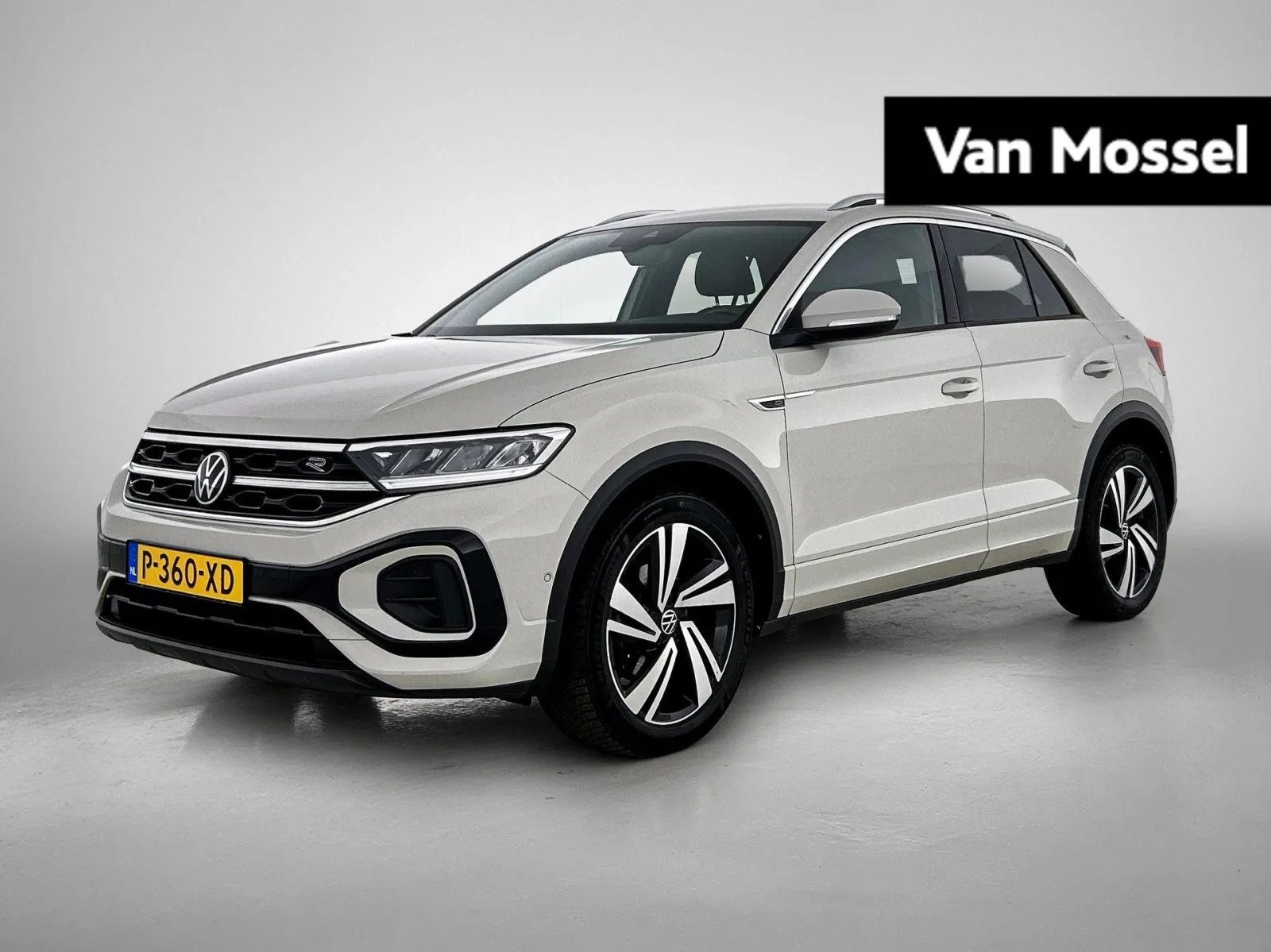 Volkswagen T-Roc (2022) — foto 1