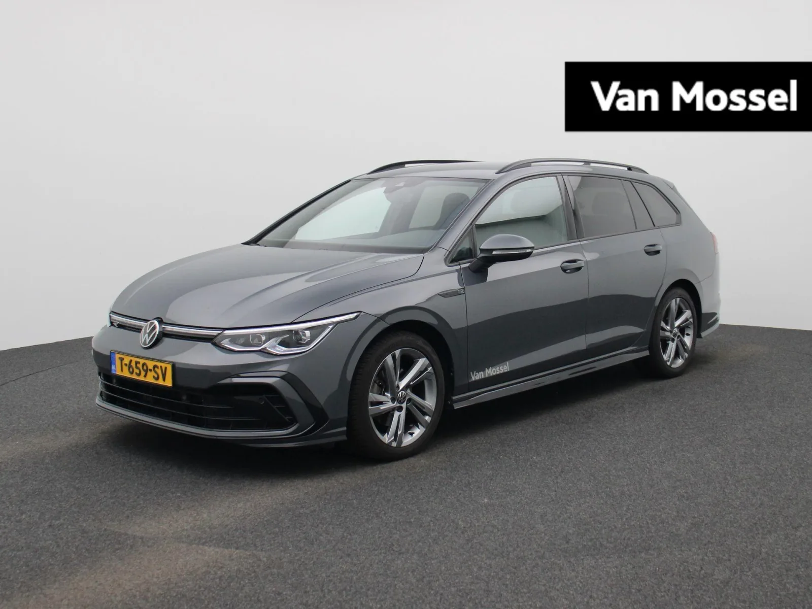 Volkswagen Golf (2023) — foto 1