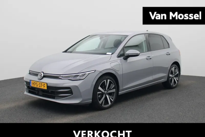 Volkswagen Golf (2025)