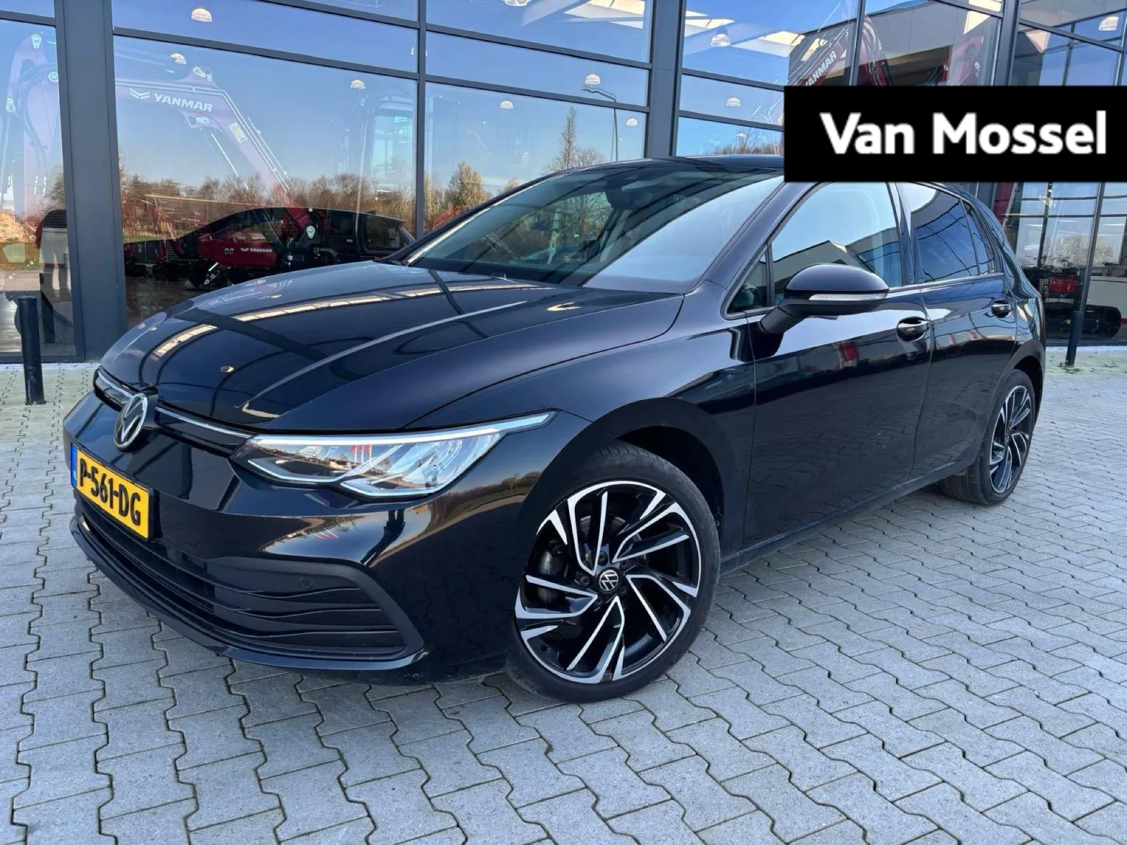 Volkswagen Golf (2020) — foto 1