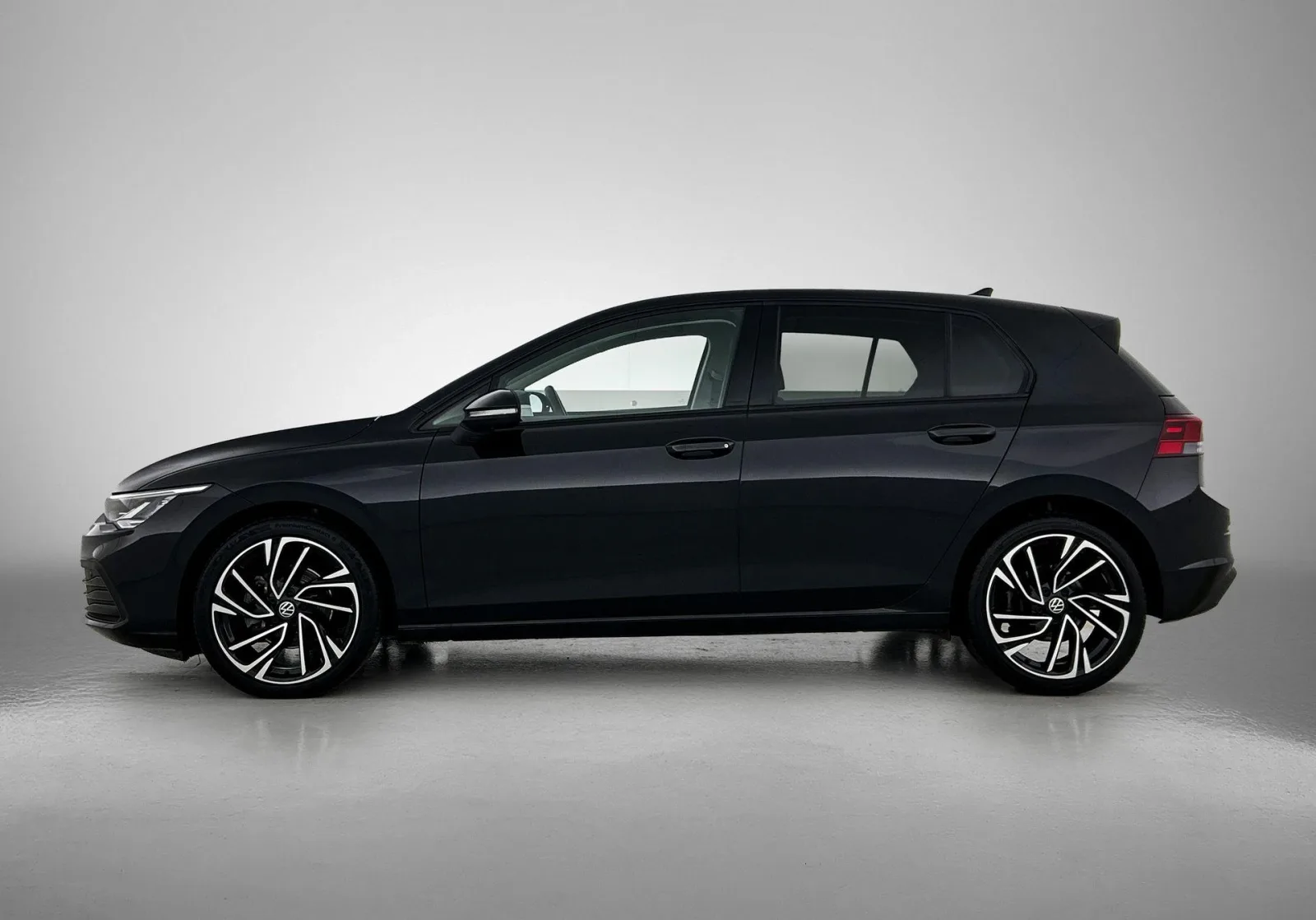 Volkswagen Golf (2020) — foto 1