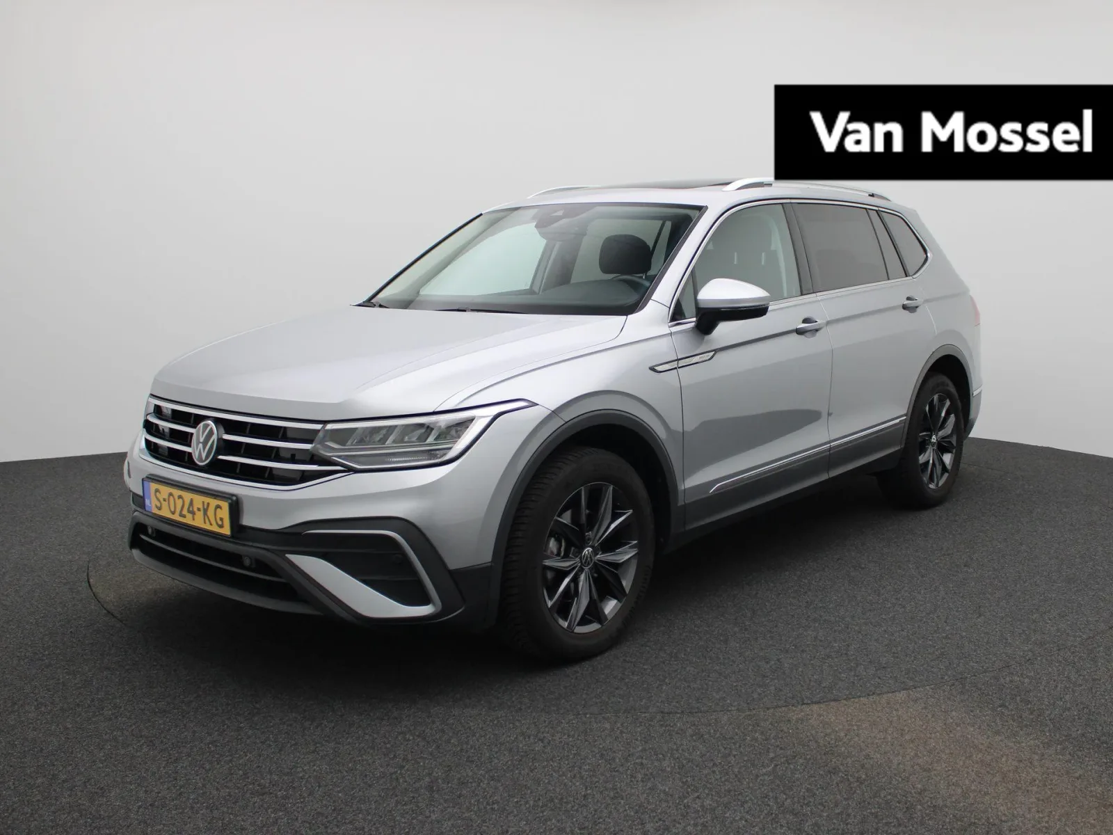 Volkswagen Tiguan (2023) — foto 1