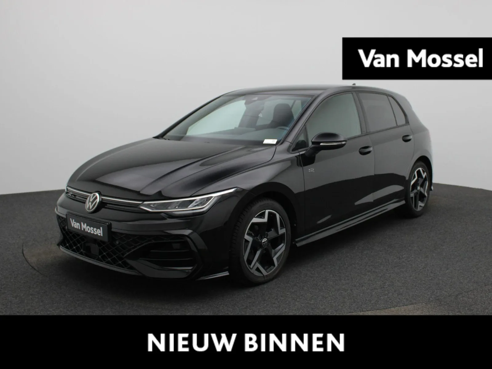 Volkswagen Golf (2025) — foto 1