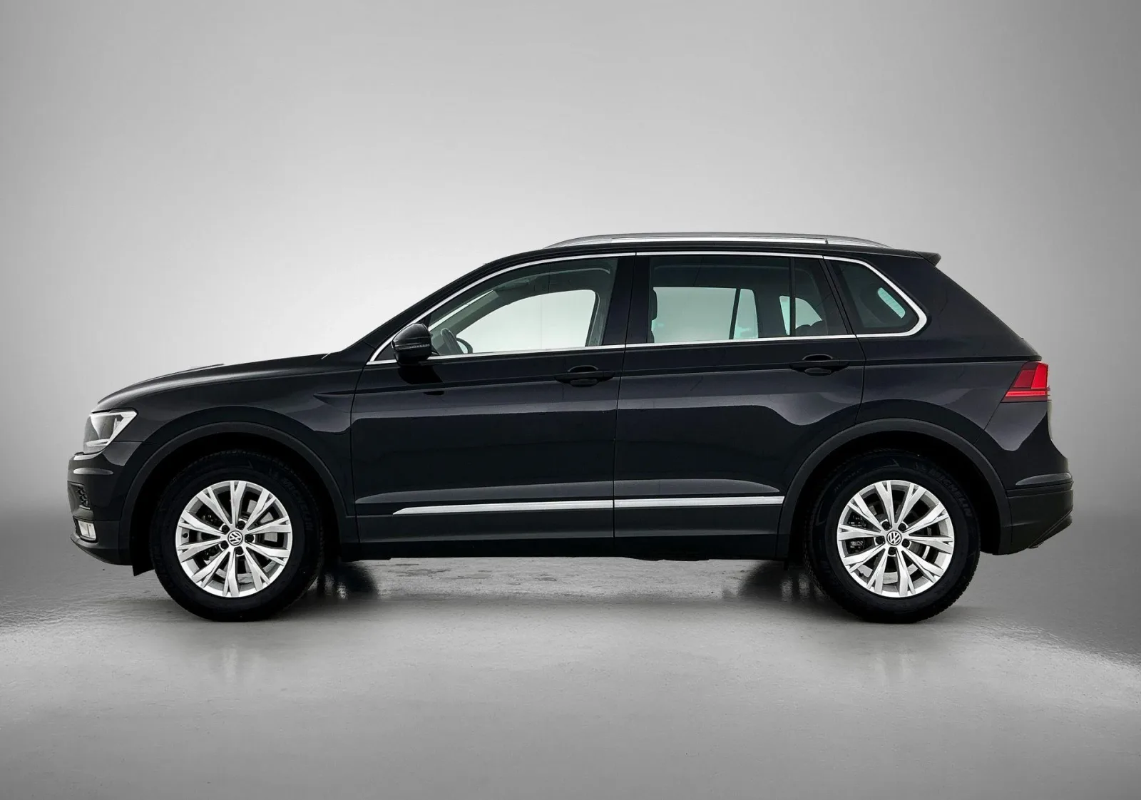 Volkswagen Tiguan (2016) — foto 1