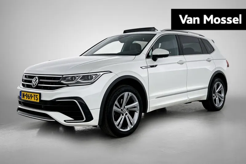 Volkswagen Tiguan (2022)