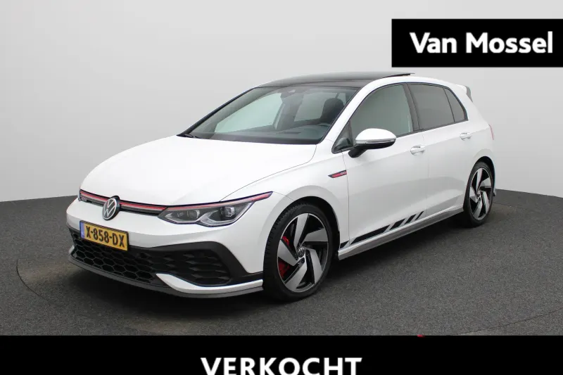 Volkswagen Golf (2023)
