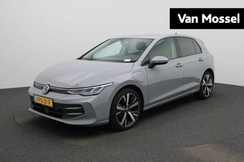 Volkswagen Golf (2025)