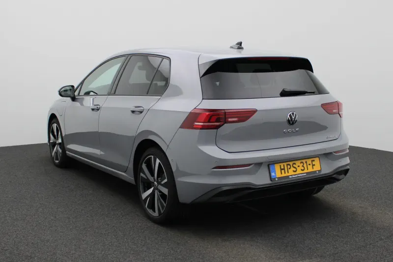 Volkswagen Golf (2025)