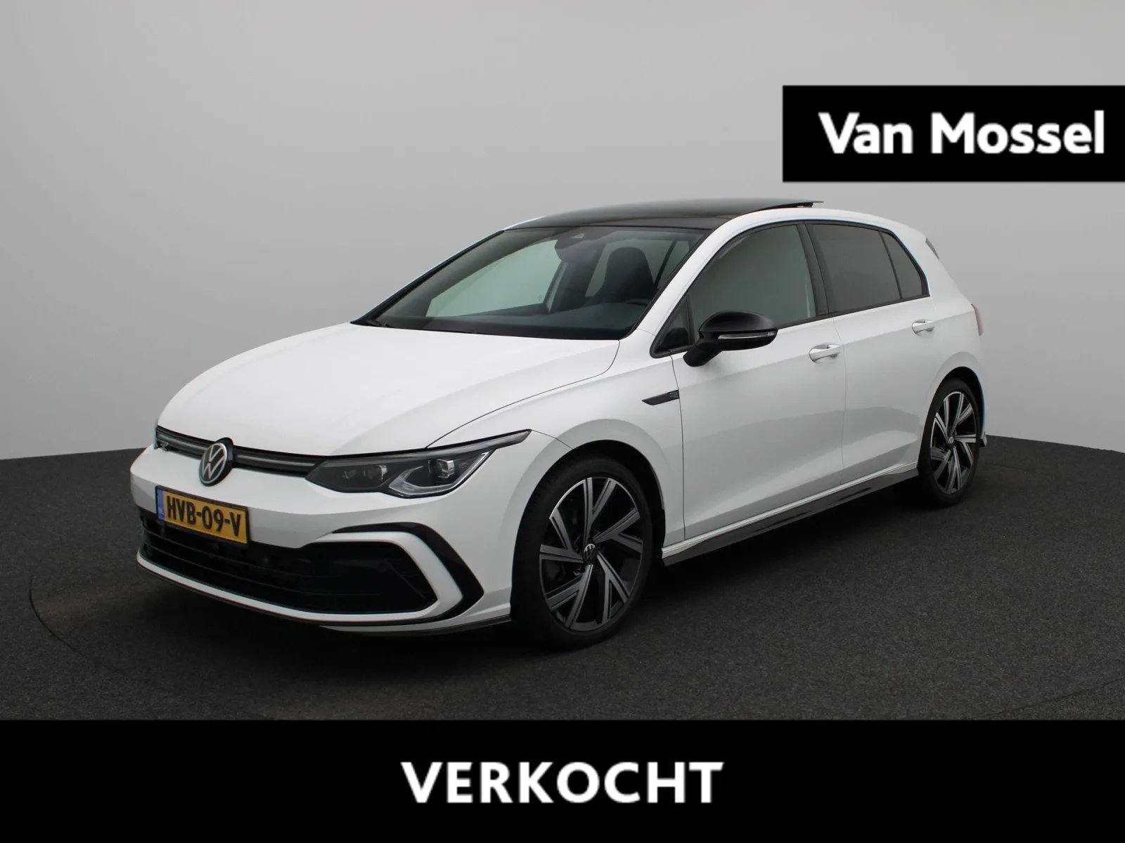 Volkswagen Golf (2024) — foto 1
