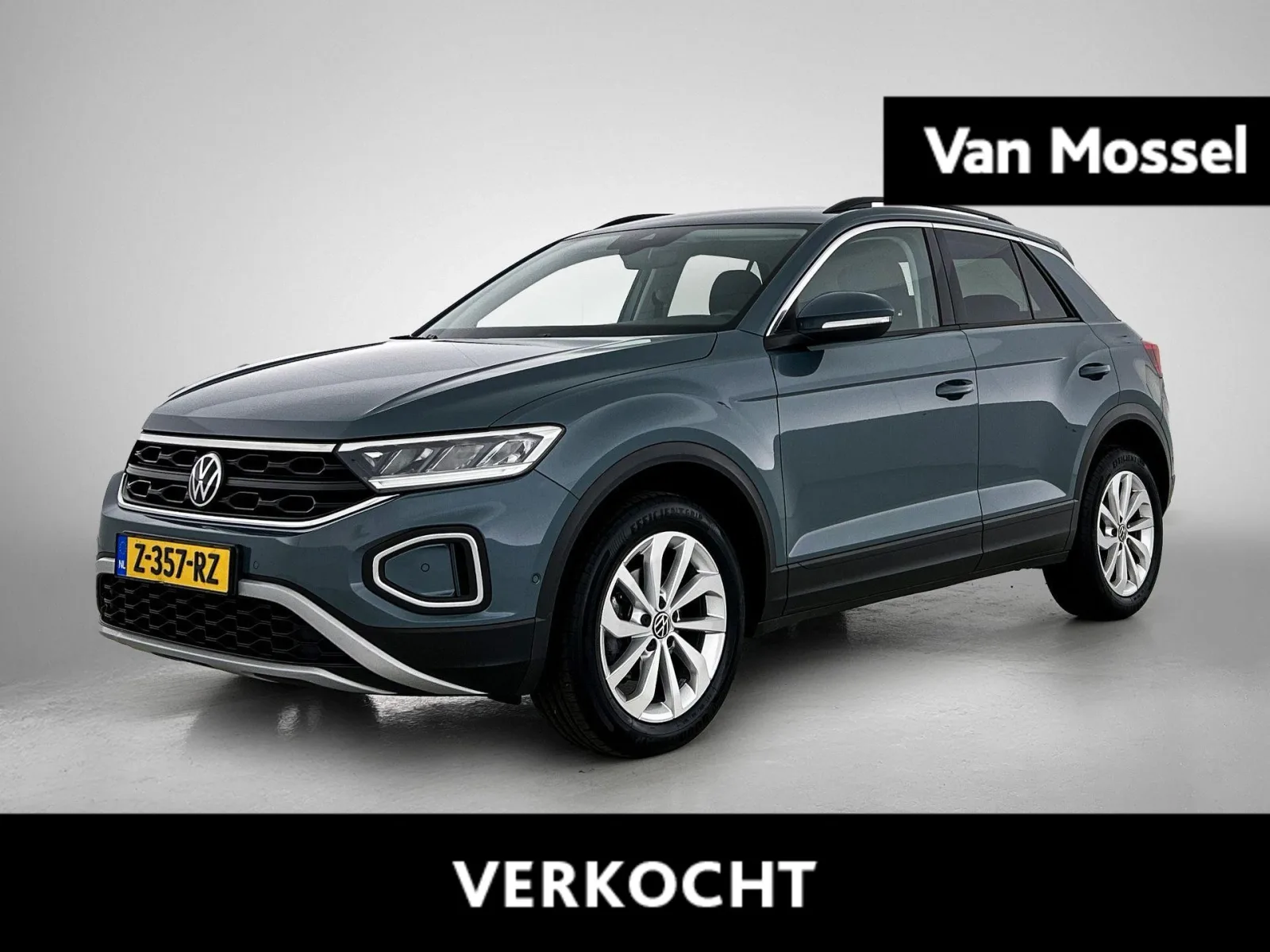 Volkswagen T-Roc (2023) — foto 1