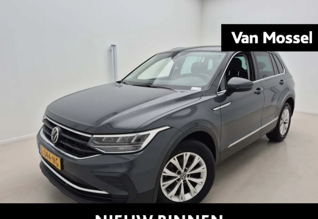 Volkswagen Tiguan (2021) — foto 1