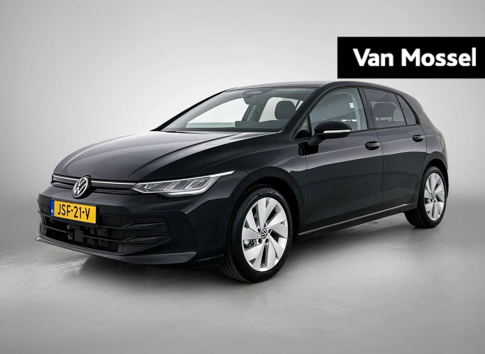 Volkswagen Golf (2025) — foto 1