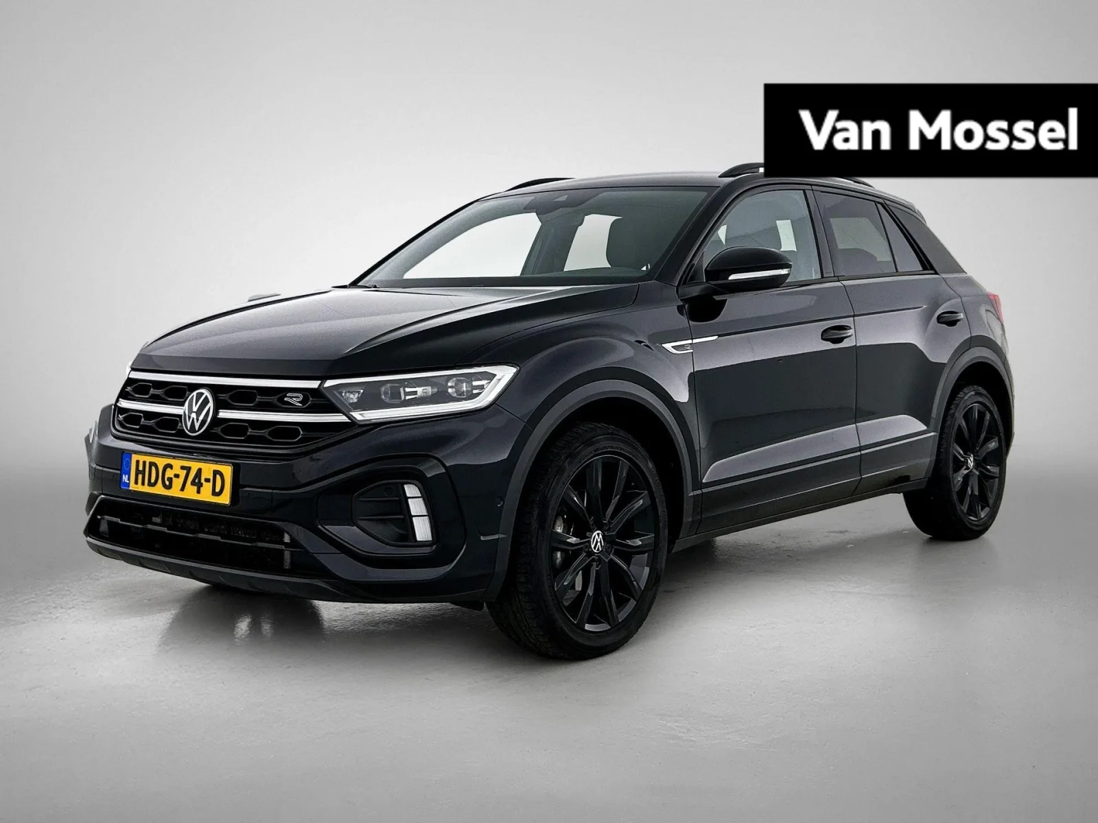 Volkswagen T-Roc (2024) — foto 1