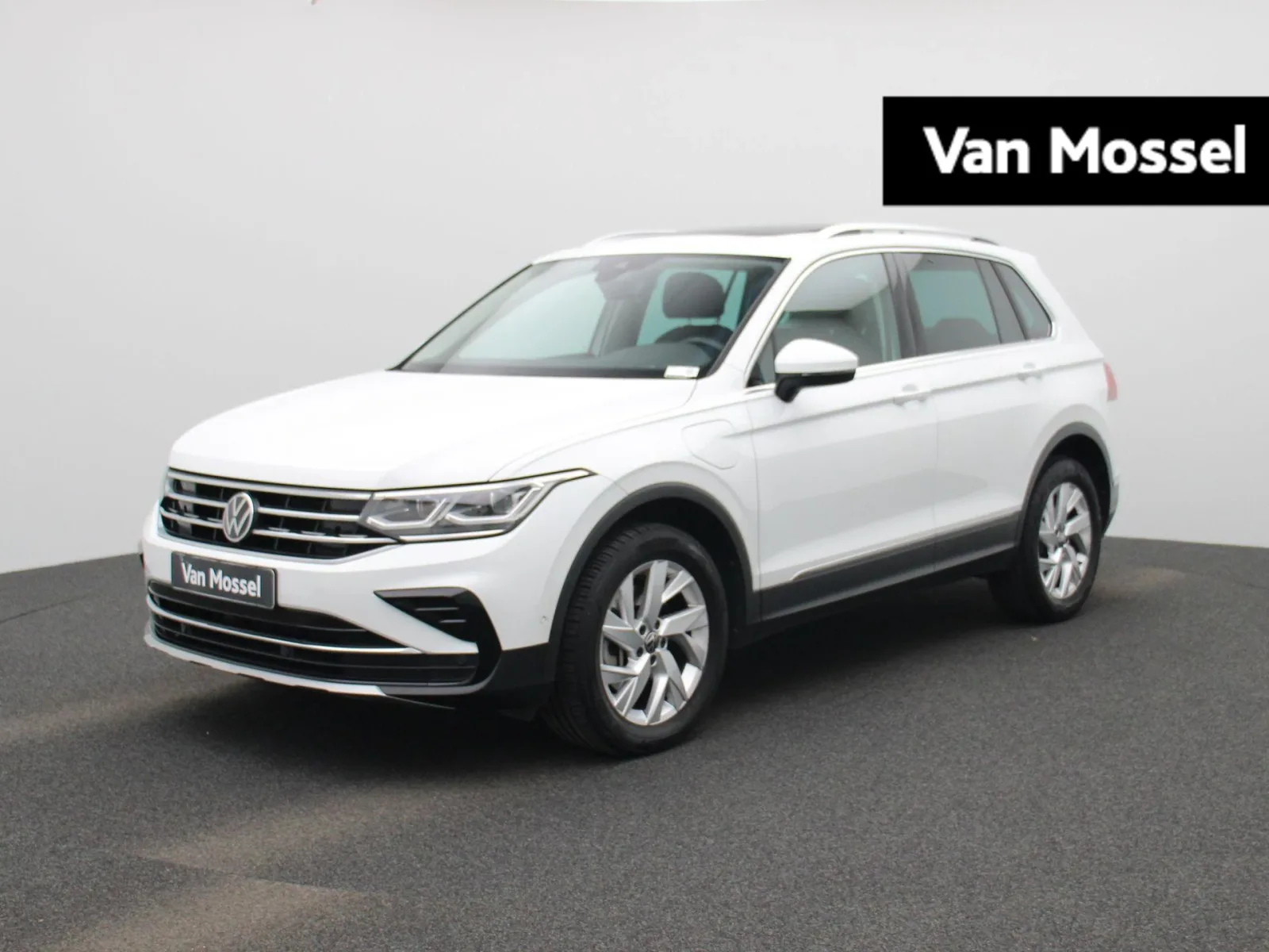 Volkswagen Tiguan (2023) — foto 1