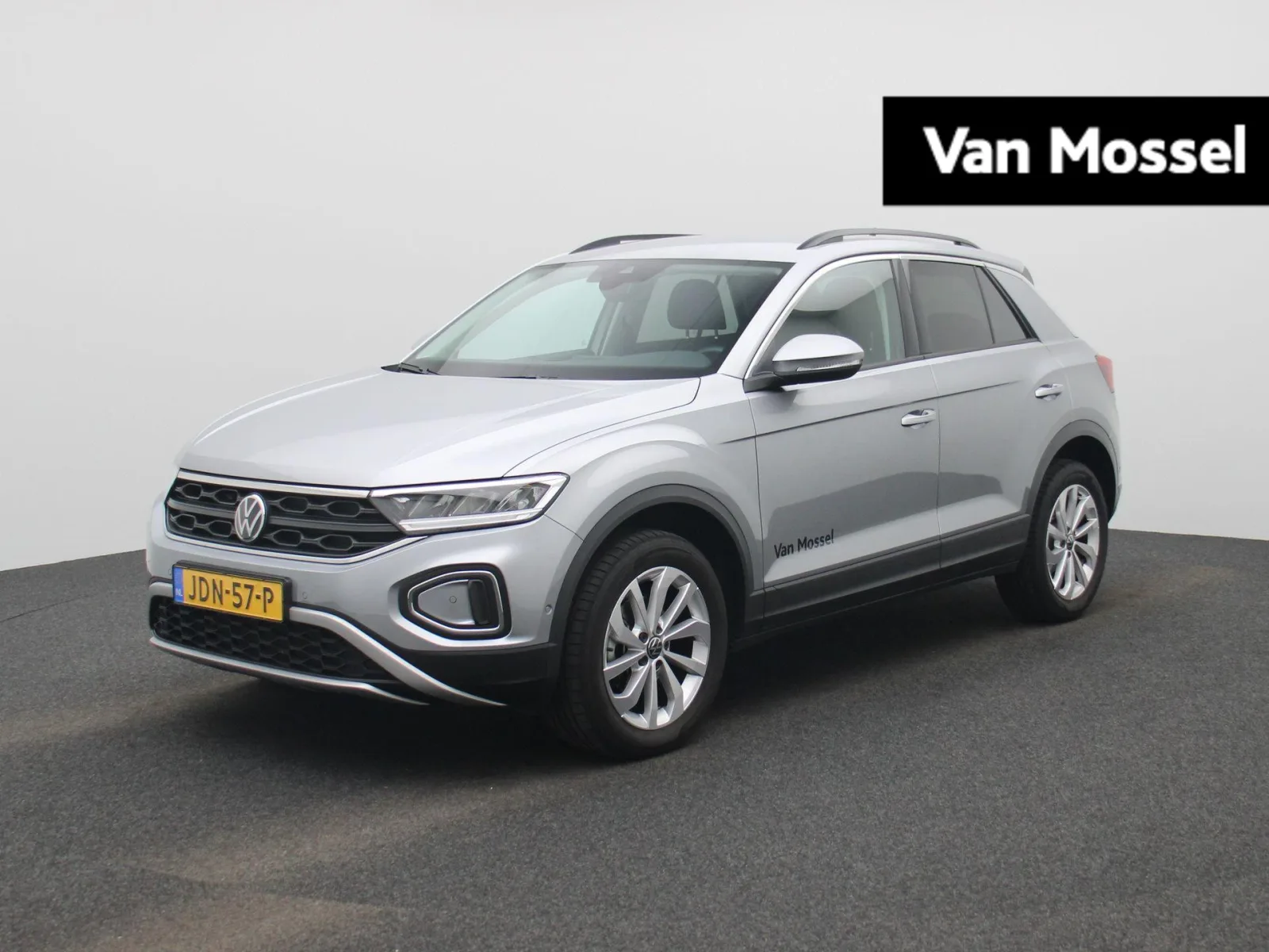 Volkswagen T-Roc (2025) — foto 1