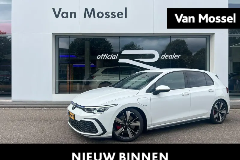 Volkswagen Golf (2021)