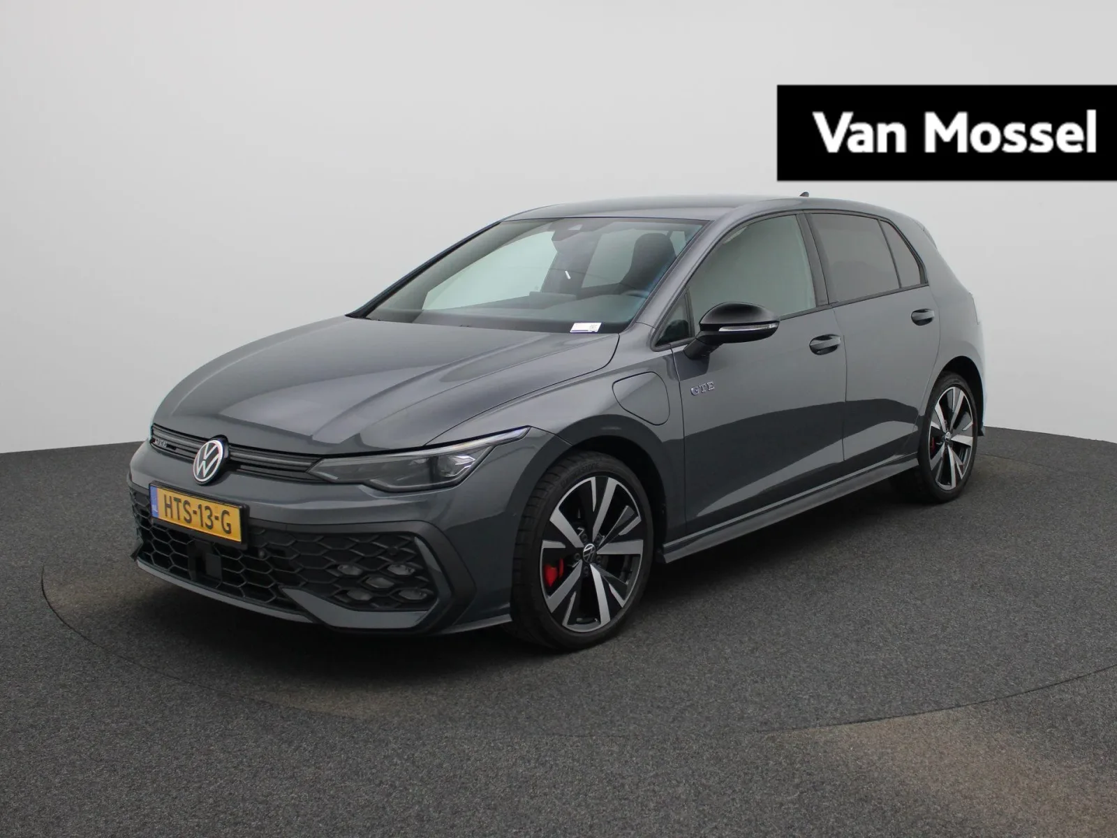 Volkswagen Golf (2025) — foto 1