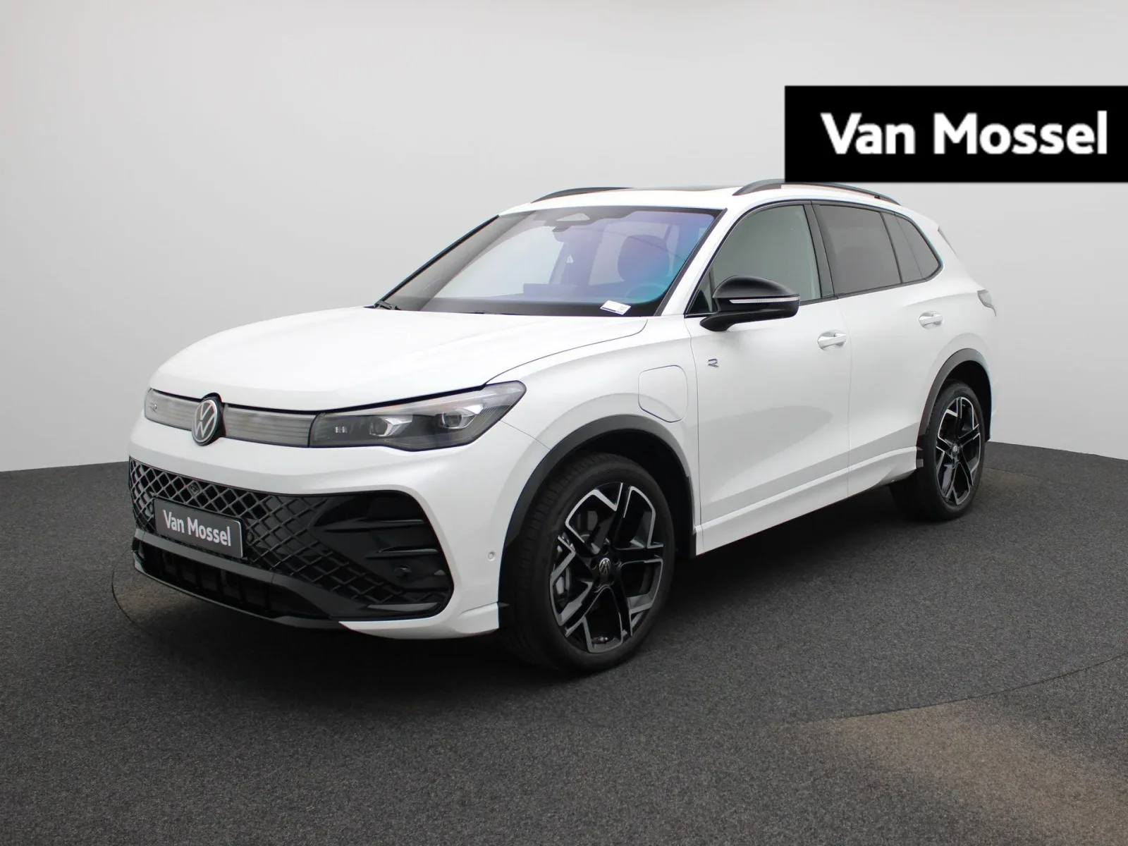 Volkswagen Tiguan (2025) — foto 1