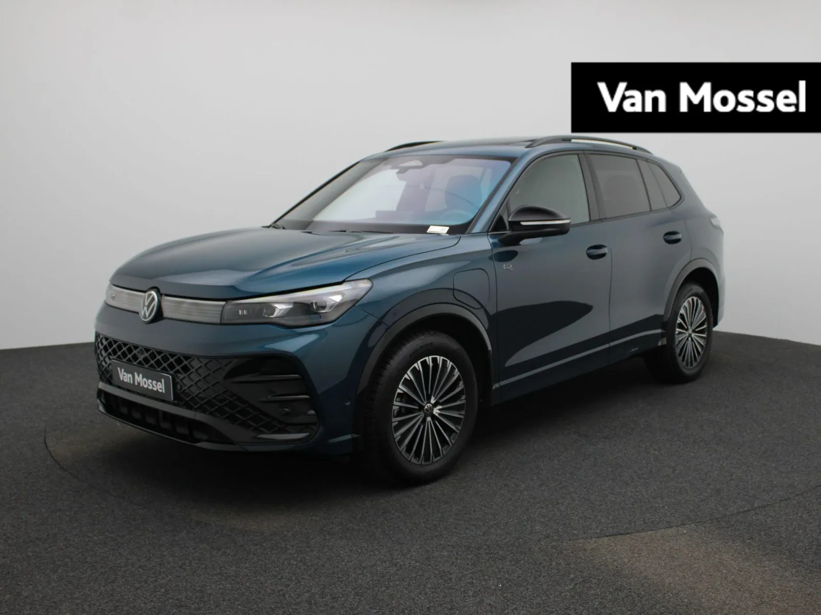 Volkswagen Tiguan (2025) — foto 1