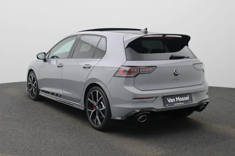 Volkswagen Golf (2025)