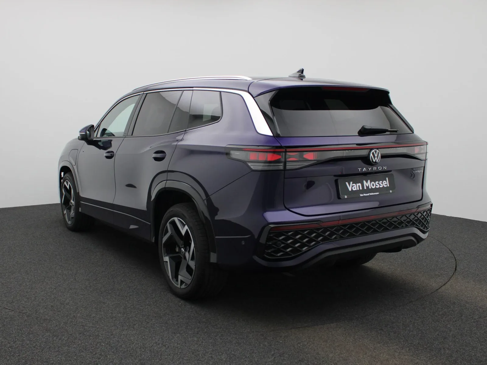 Volkswagen Tayron (2025) — foto 1