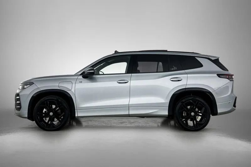 Volkswagen Tayron (2025)