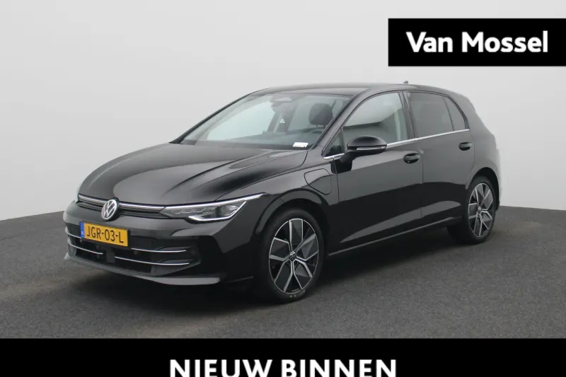 Volkswagen Golf (2025)