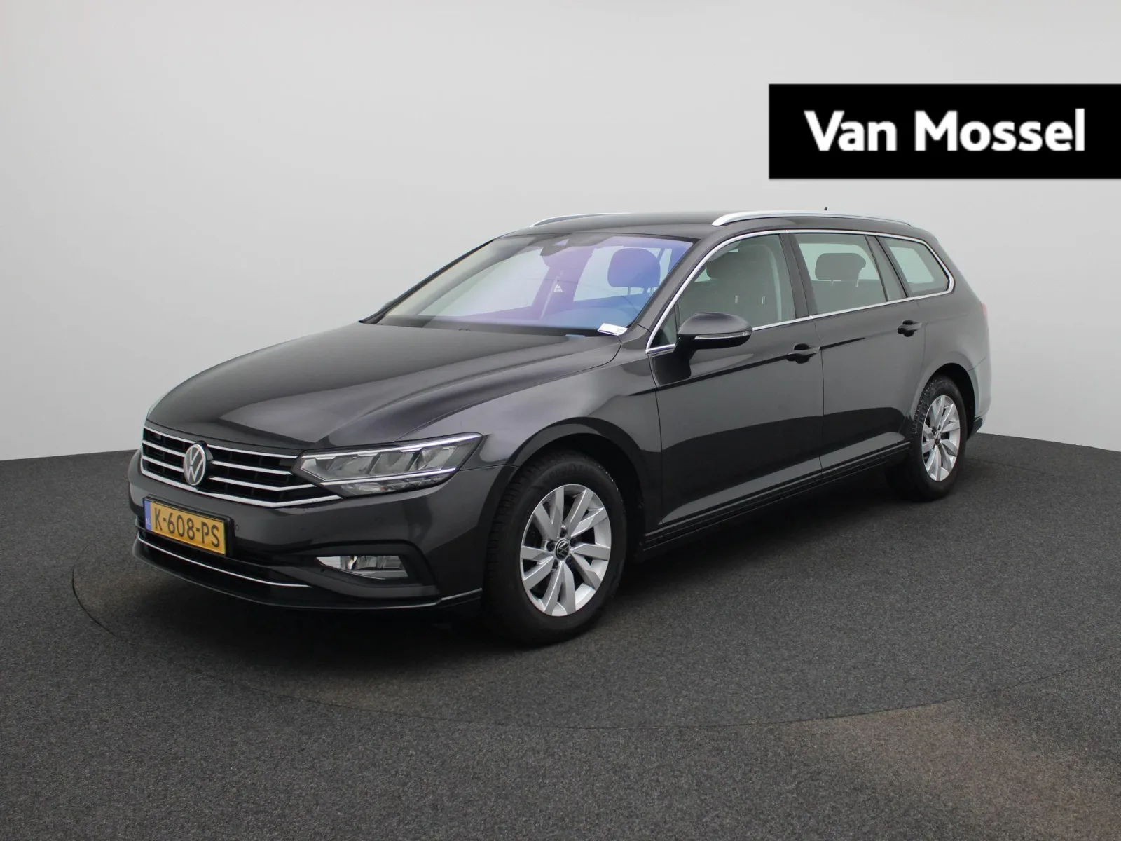 Volkswagen Passat (2021) — foto 1