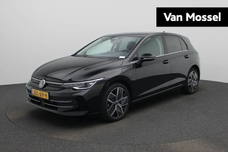 Volkswagen Golf (2025)