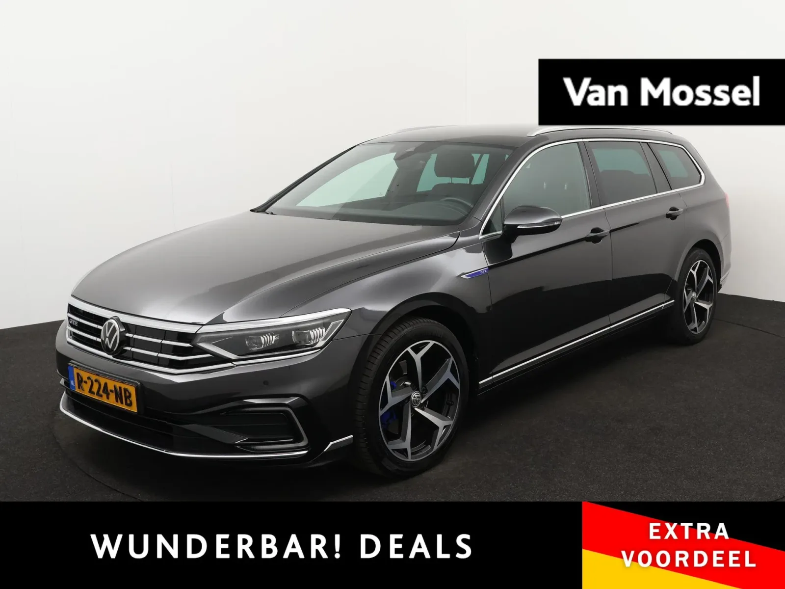 Volkswagen Passat (2023) — foto 1