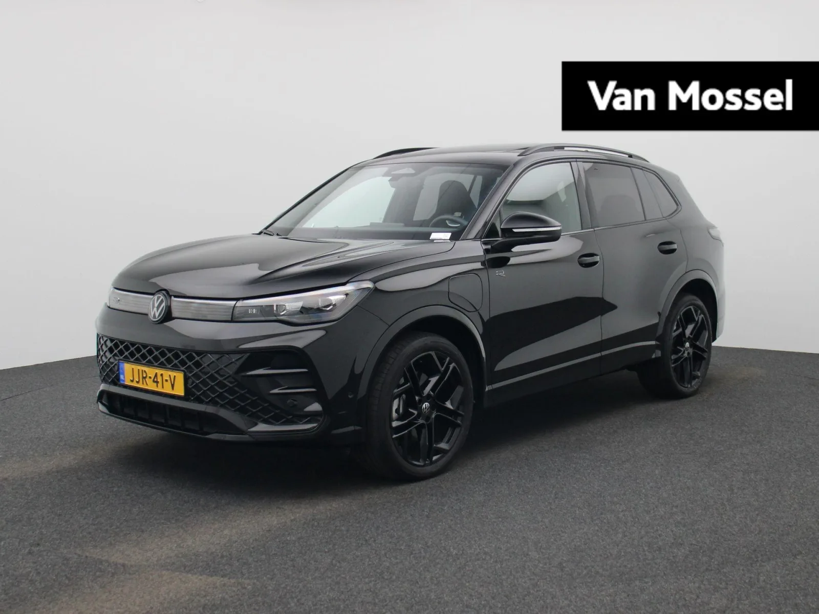 Volkswagen Tiguan (2025) — foto 1