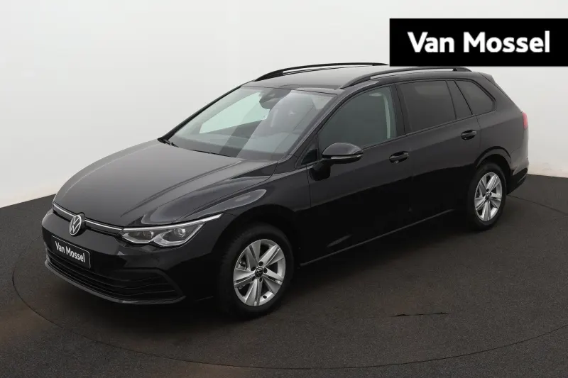 Volkswagen Golf (2023)