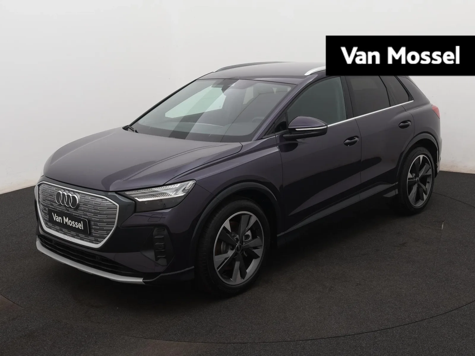 Audi Q4 e-tron (2024) — foto 1