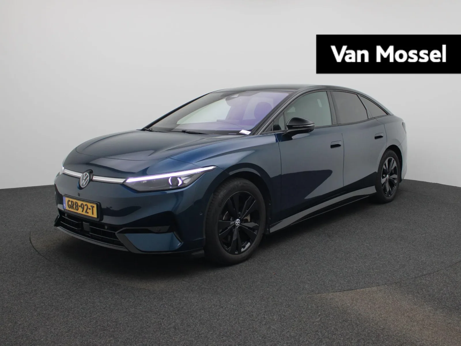 Volkswagen ID.7 (2024) — foto 1