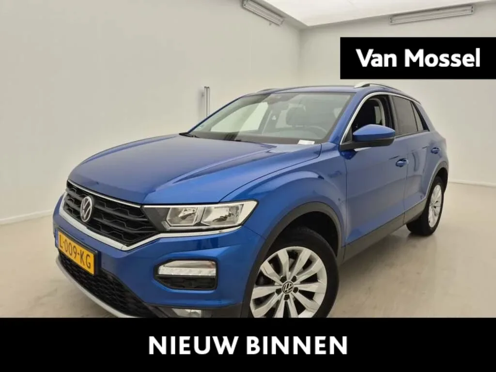 Volkswagen T-Roc (2021) — foto 1