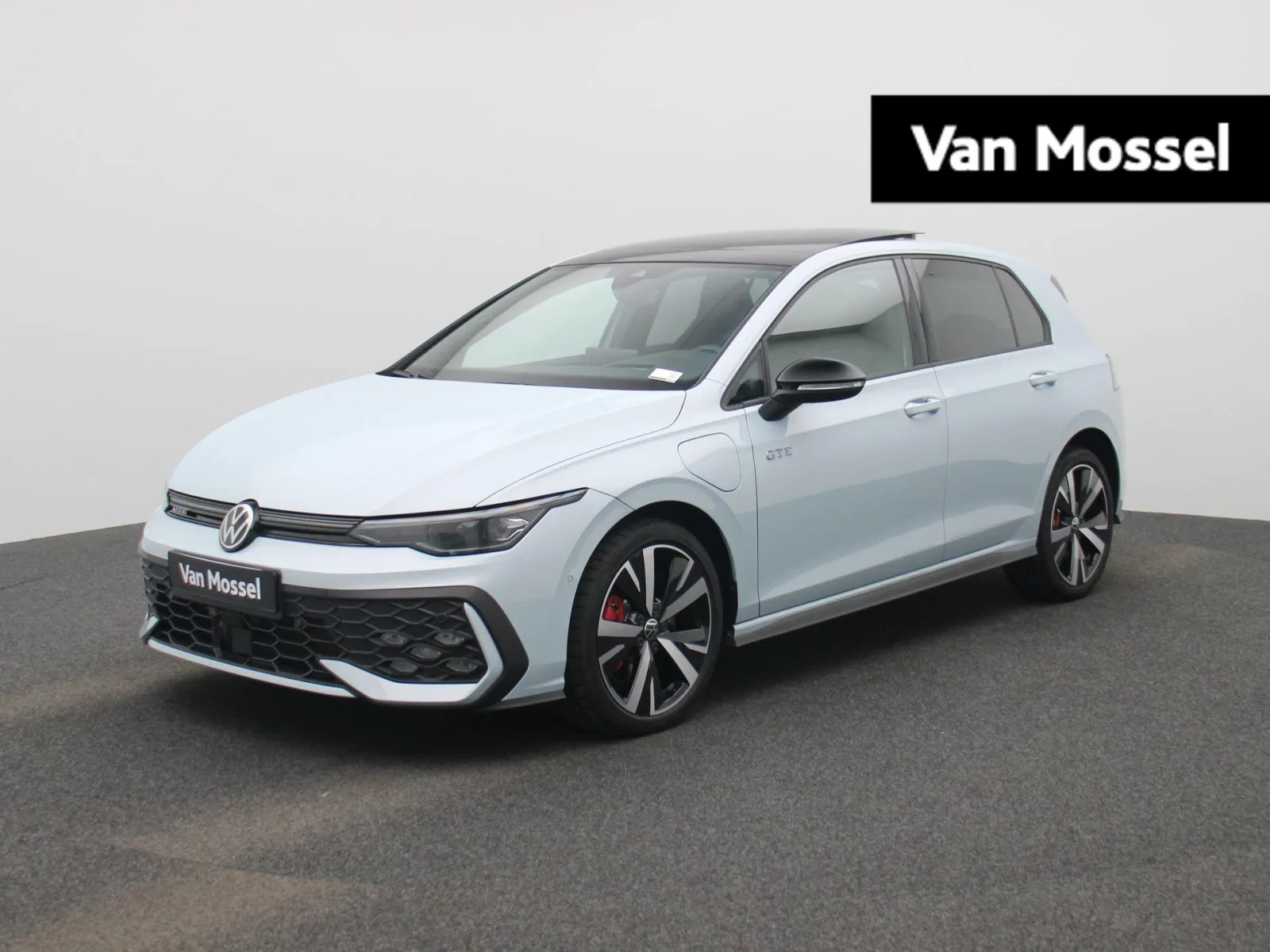 Volkswagen Golf (2025) — foto 1