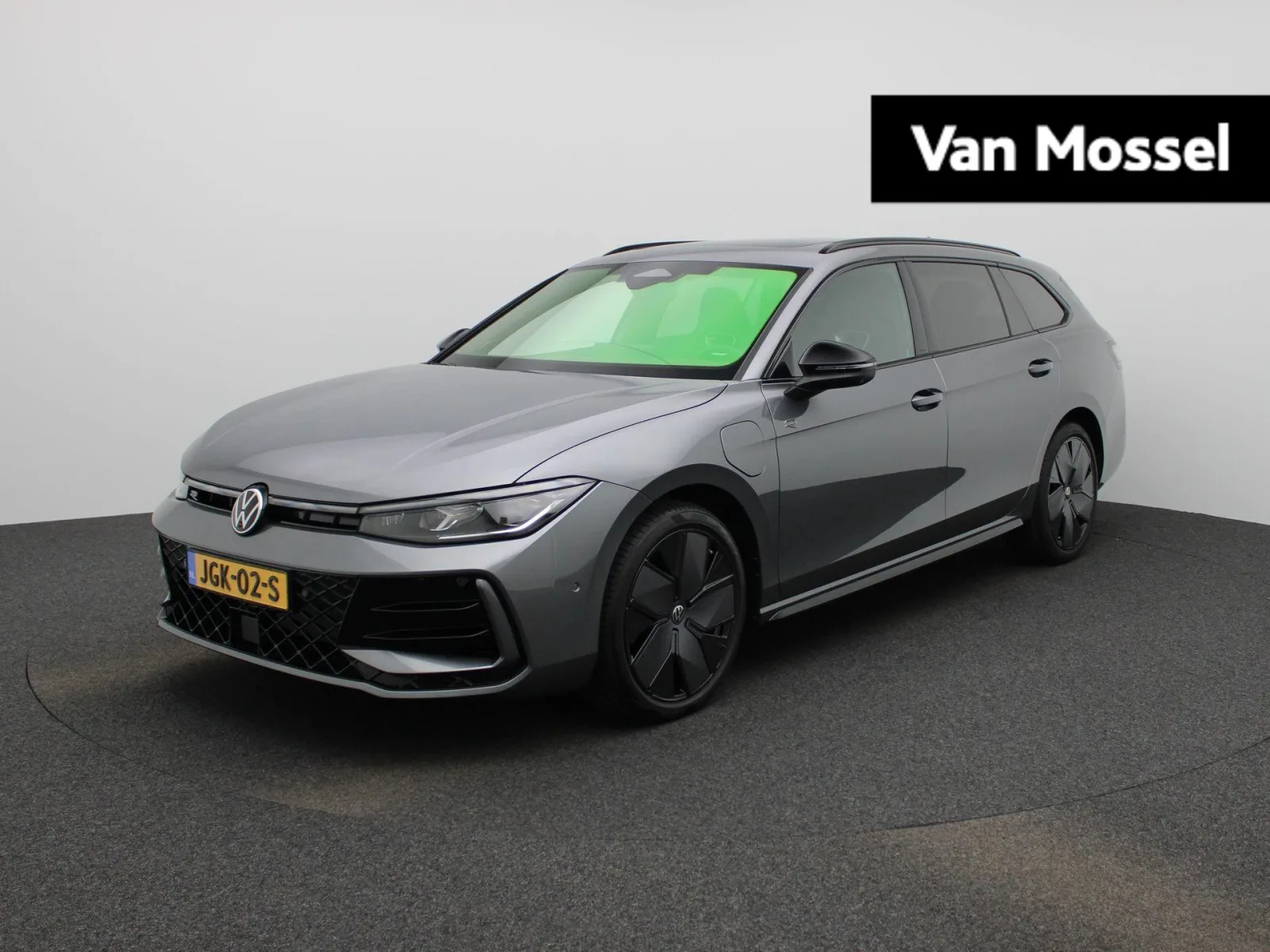 Volkswagen Passat (2025) — foto 1